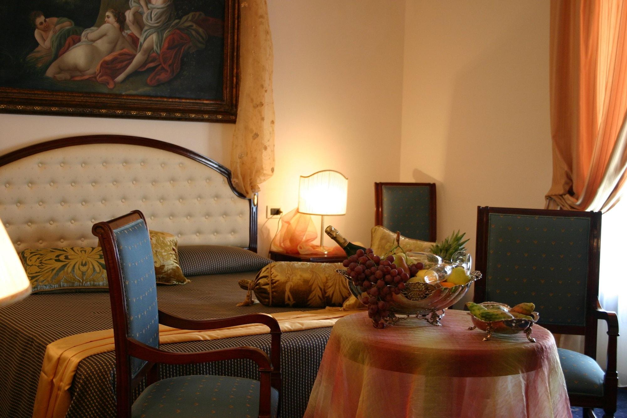 Grand Hotel Palace マルサラ エクステリア 写真 A room at the hotel